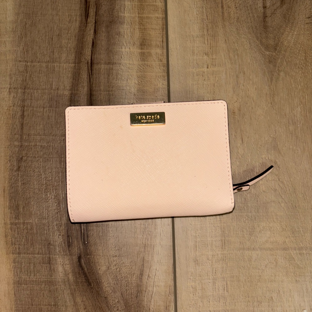 Kate Spade Pink Wallet with Textured Material and Rectangular Shape